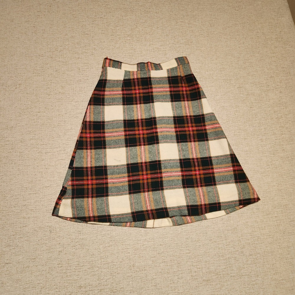 Vintage Plaid A-Line Skirt Women 25 Waist Green Red Tartan High Waisted Knee